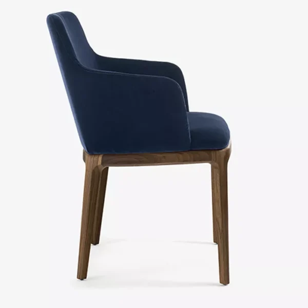 صندلی چوبی رمو