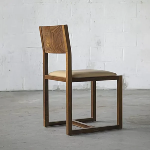 صندلی چوبی آنتونی