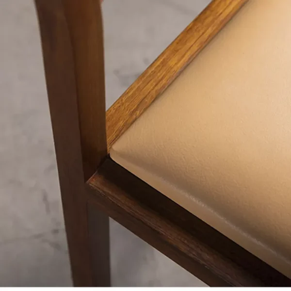 صندلی چوبی آنتونی