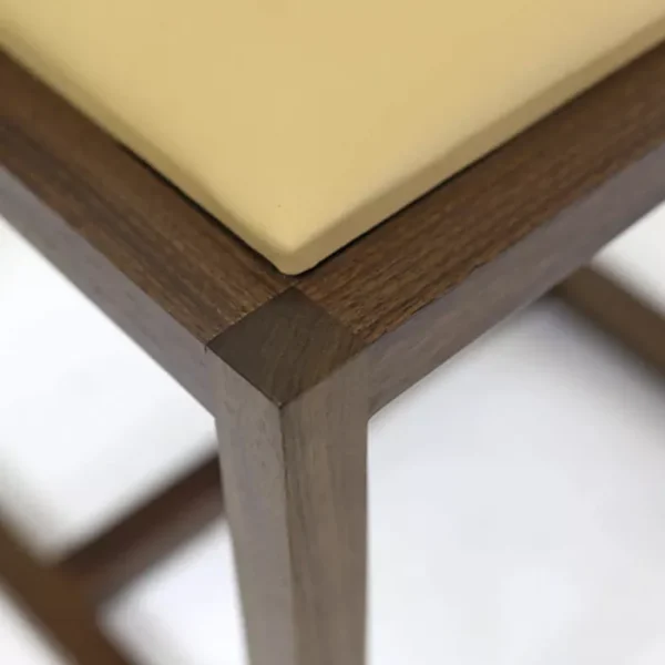 صندلی چوبی آنتونی