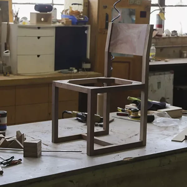 صندلی چوبی آنتونی