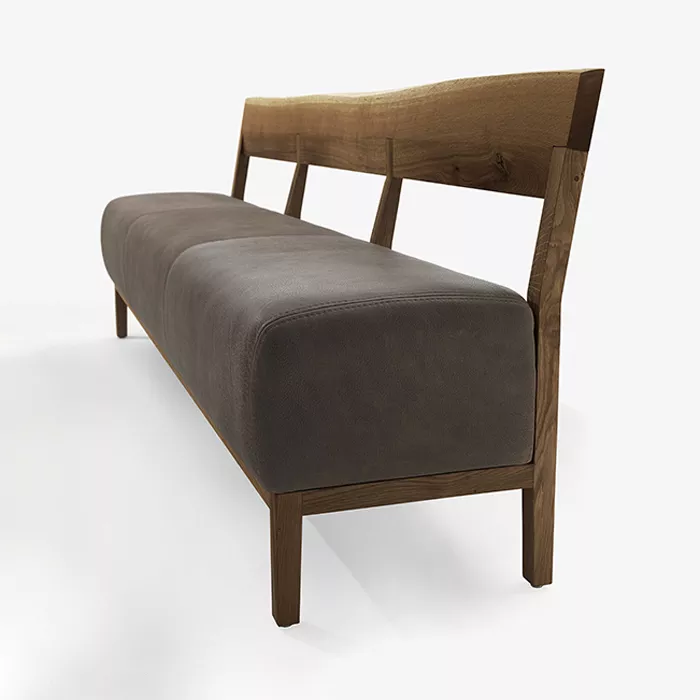 نیمکت چوبی تاتی